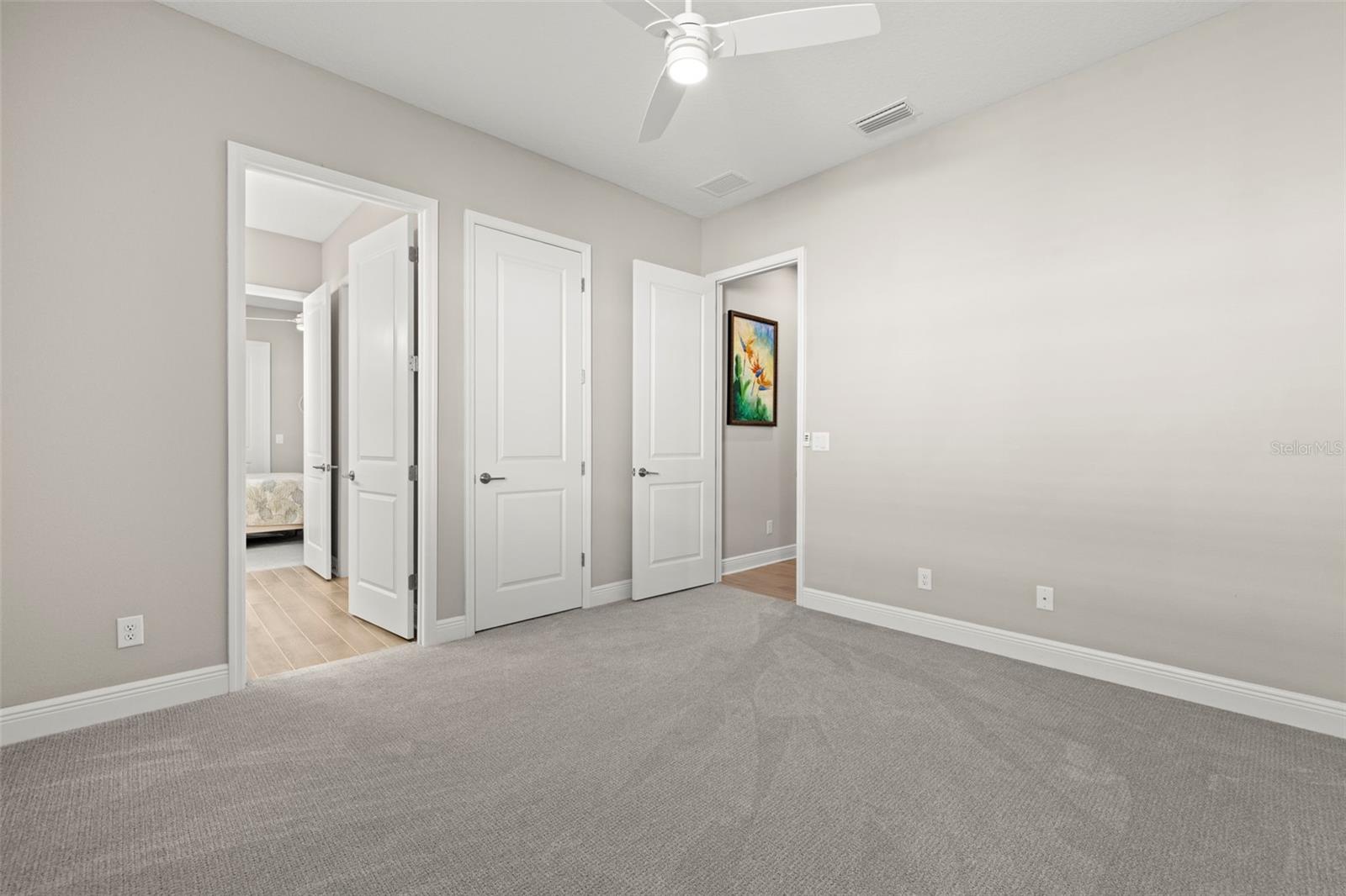 Image 36 of 87 For 14375 Skipping Stone Loop