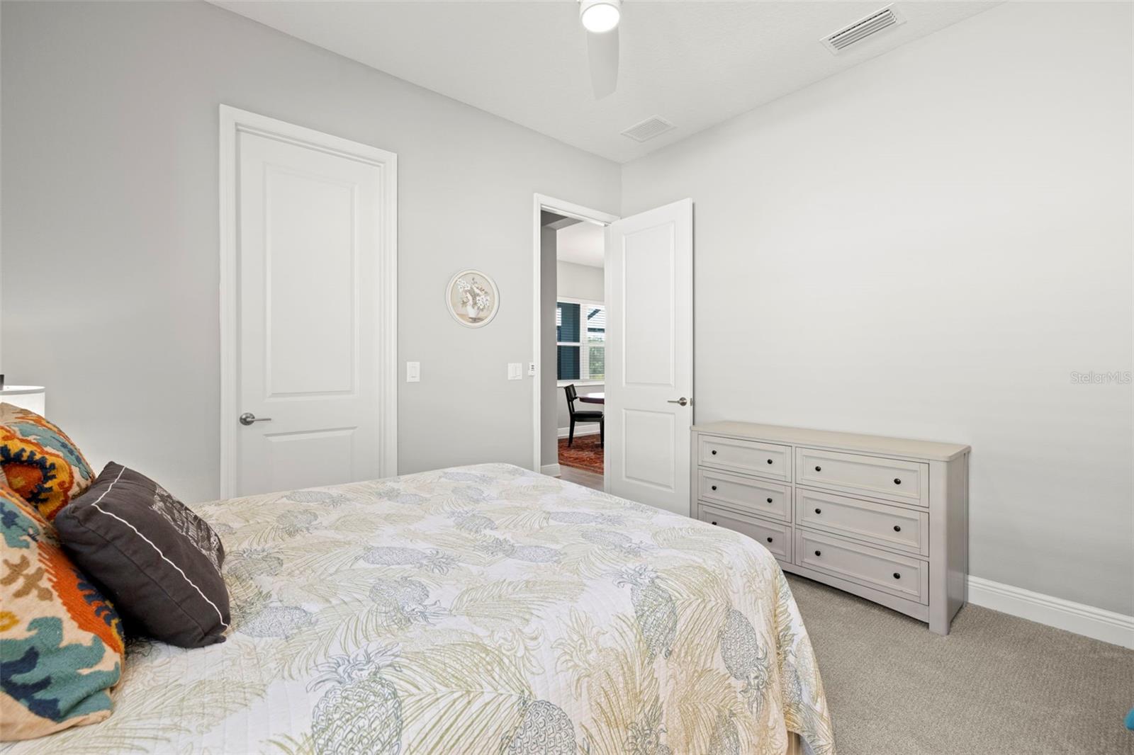 Image 39 of 87 For 14375 Skipping Stone Loop