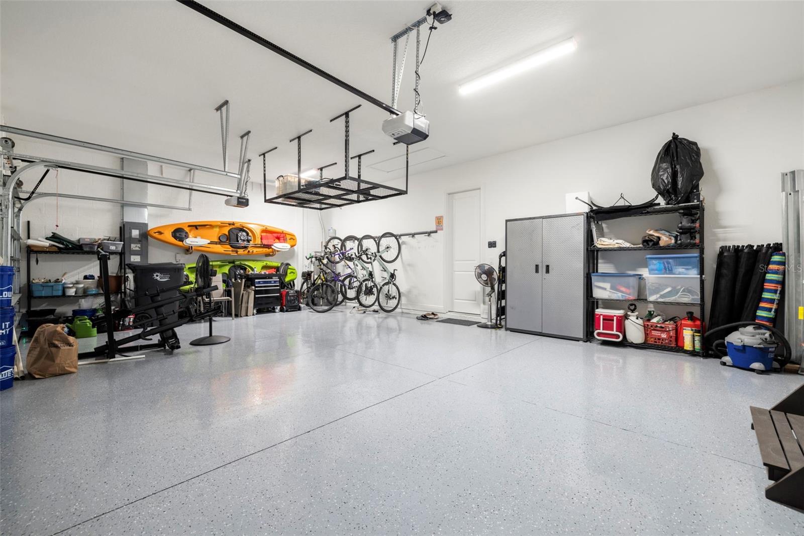 Image 61 of 87 For 14375 Skipping Stone Loop