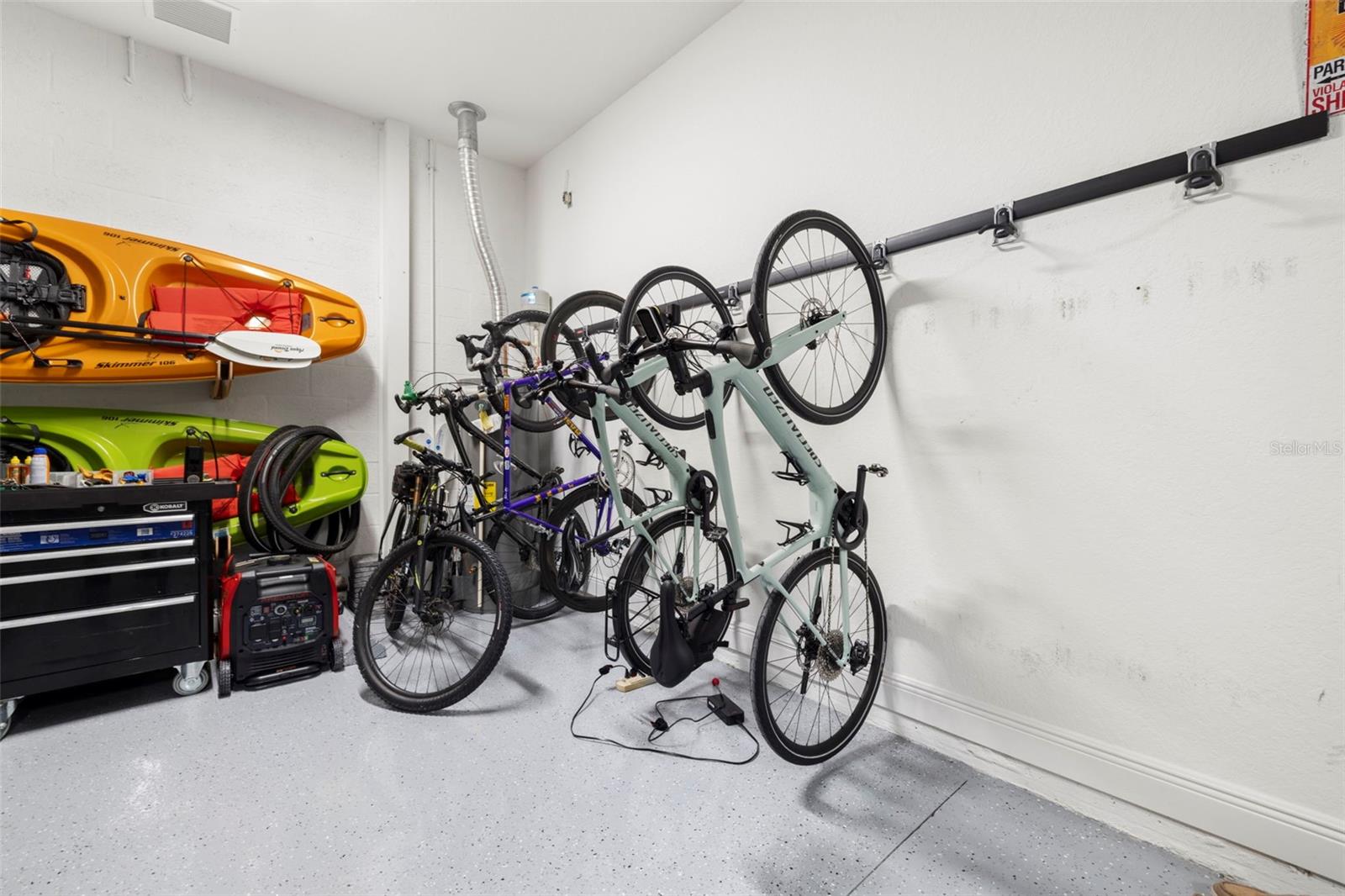 Image 62 of 87 For 14375 Skipping Stone Loop