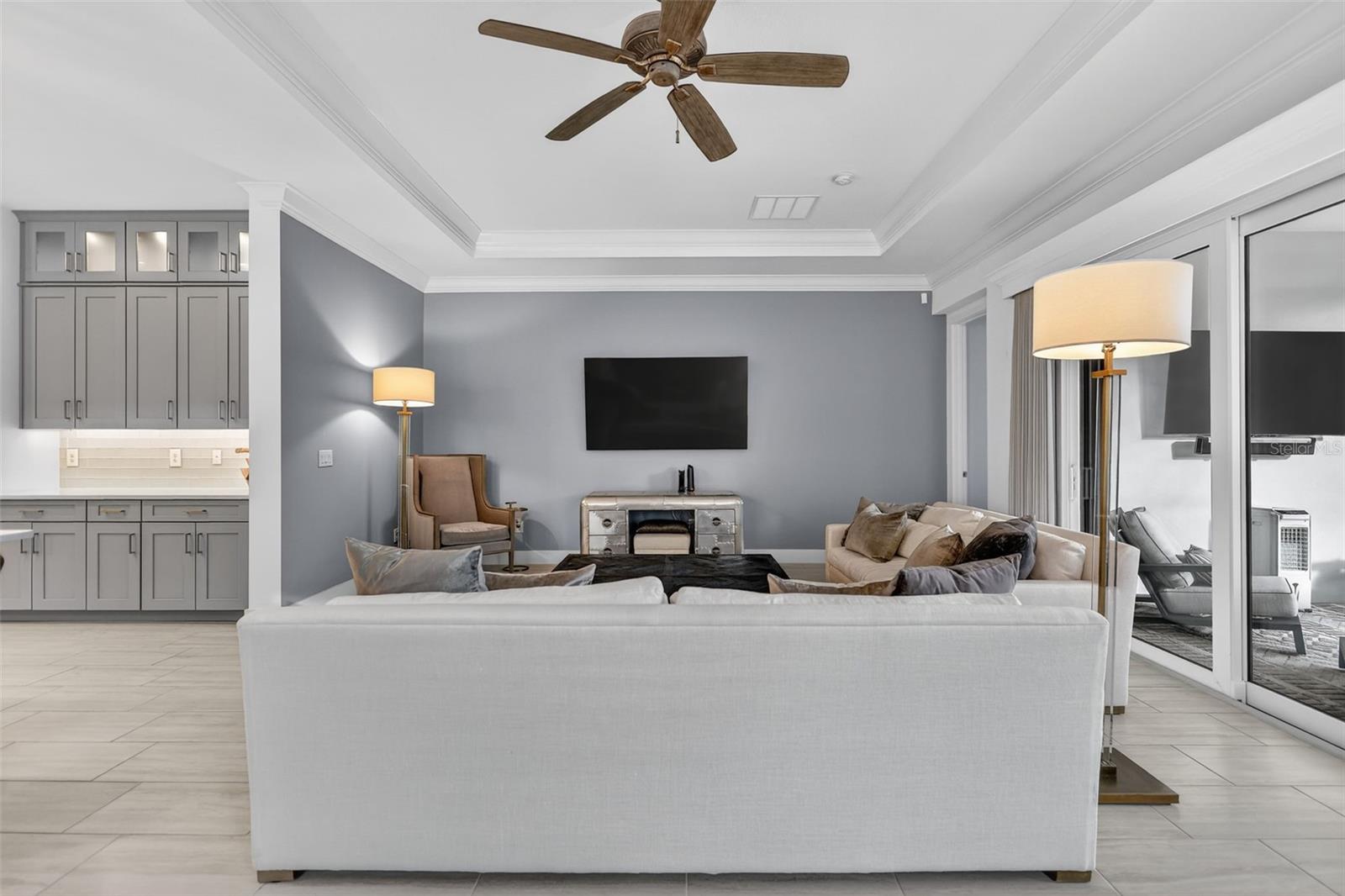 Image 19 of 74 For 2009 6th Street E