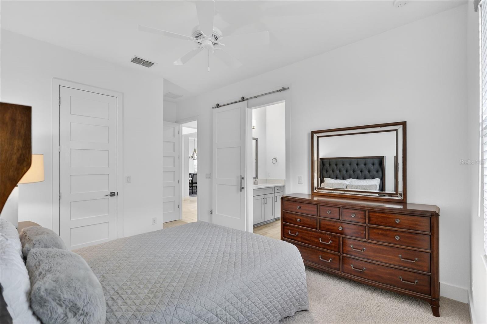 Image 28 of 74 For 2009 6th Street E