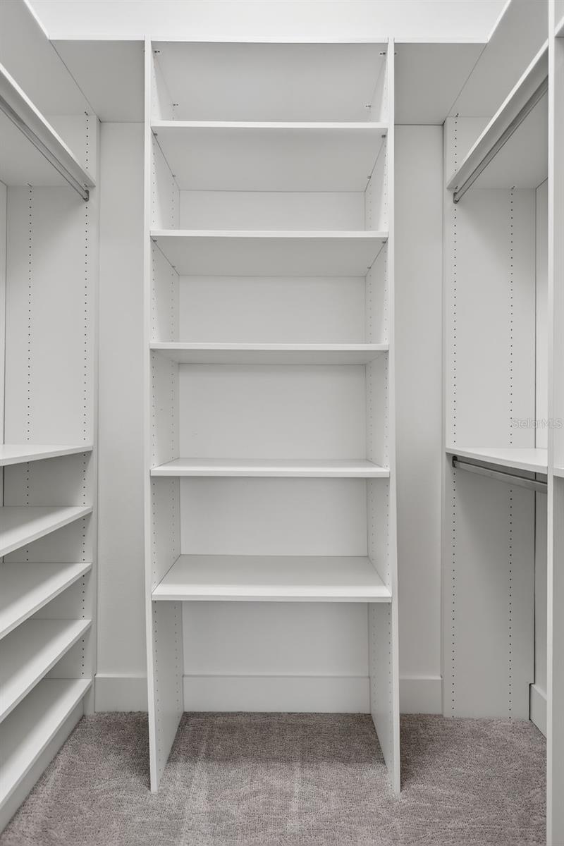 Image 29 of 74 For 2009 6th Street E