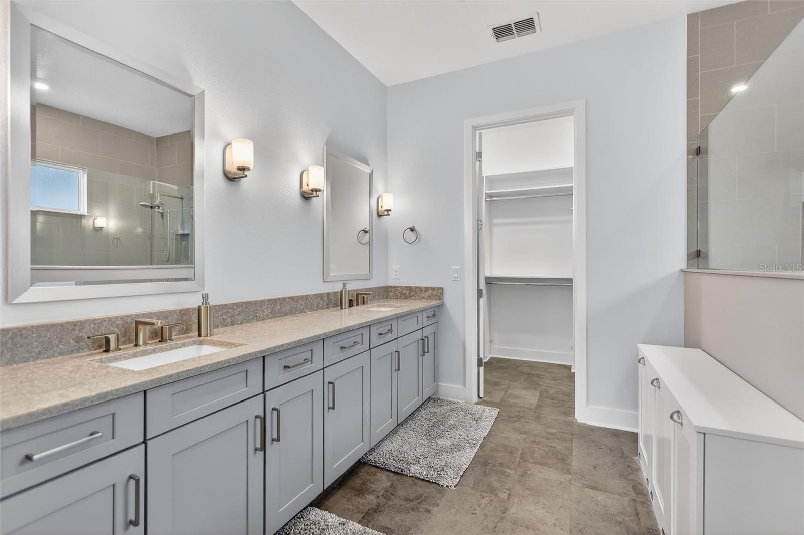 Image 34 of 74 For 2009 6th Street E