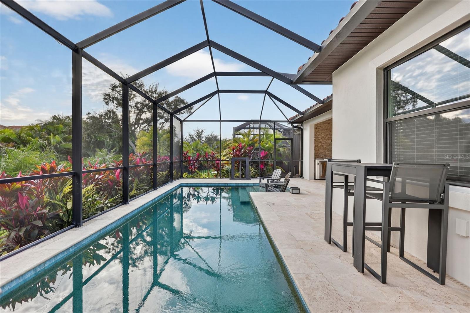 Image 49 of 74 For 2009 6th Street E