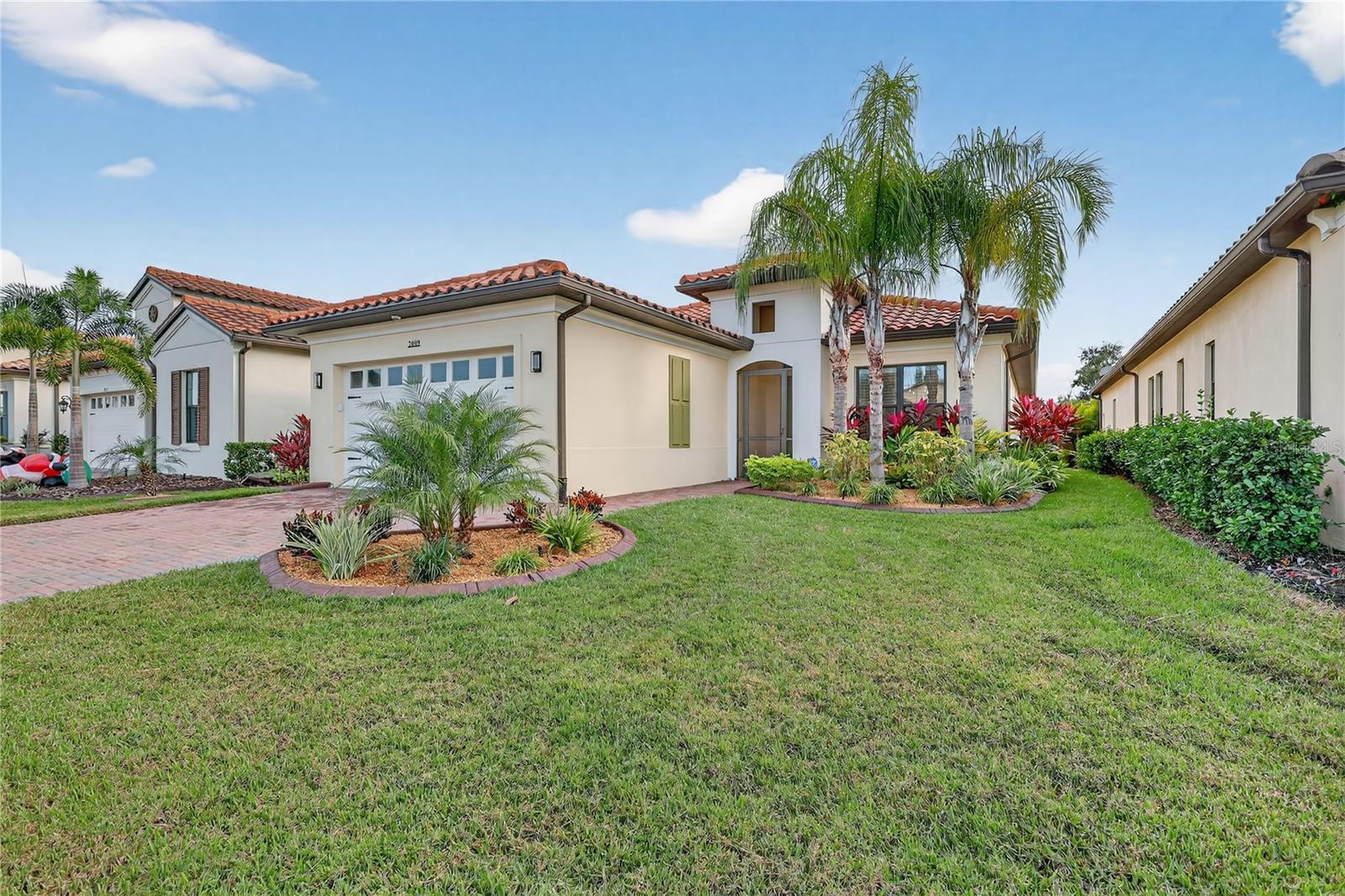 Image 50 of 74 For 2009 6th Street E