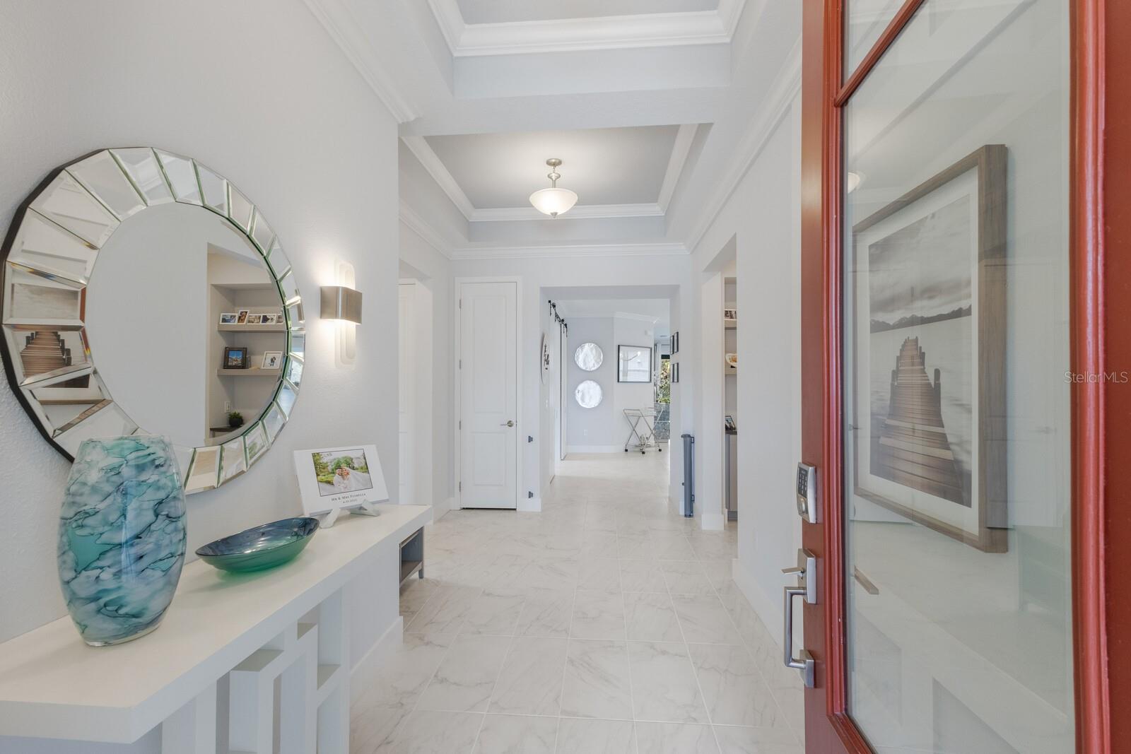 Image 11 of 100 For 5557 Long Shore Loop