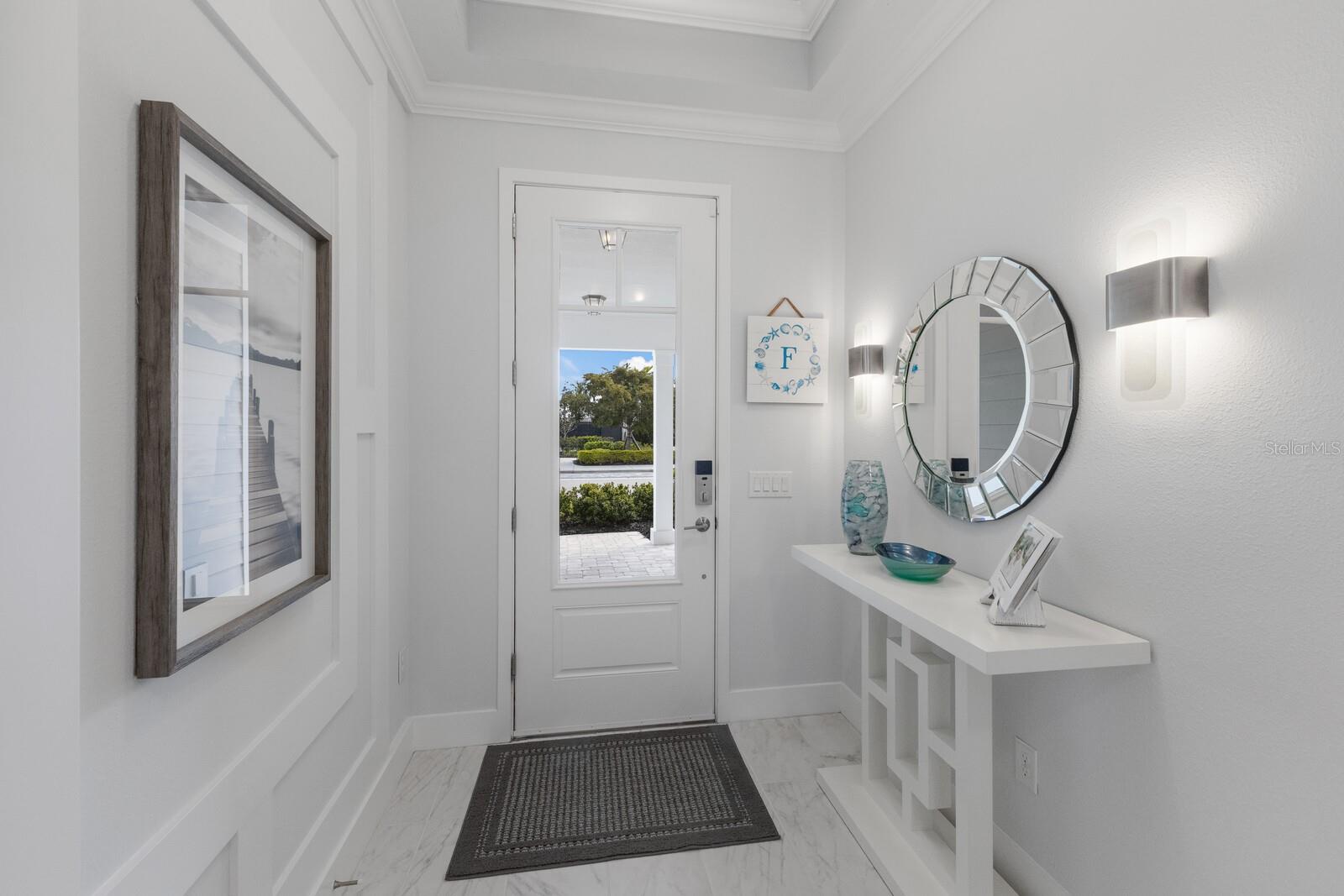 Image 12 of 100 For 5557 Long Shore Loop