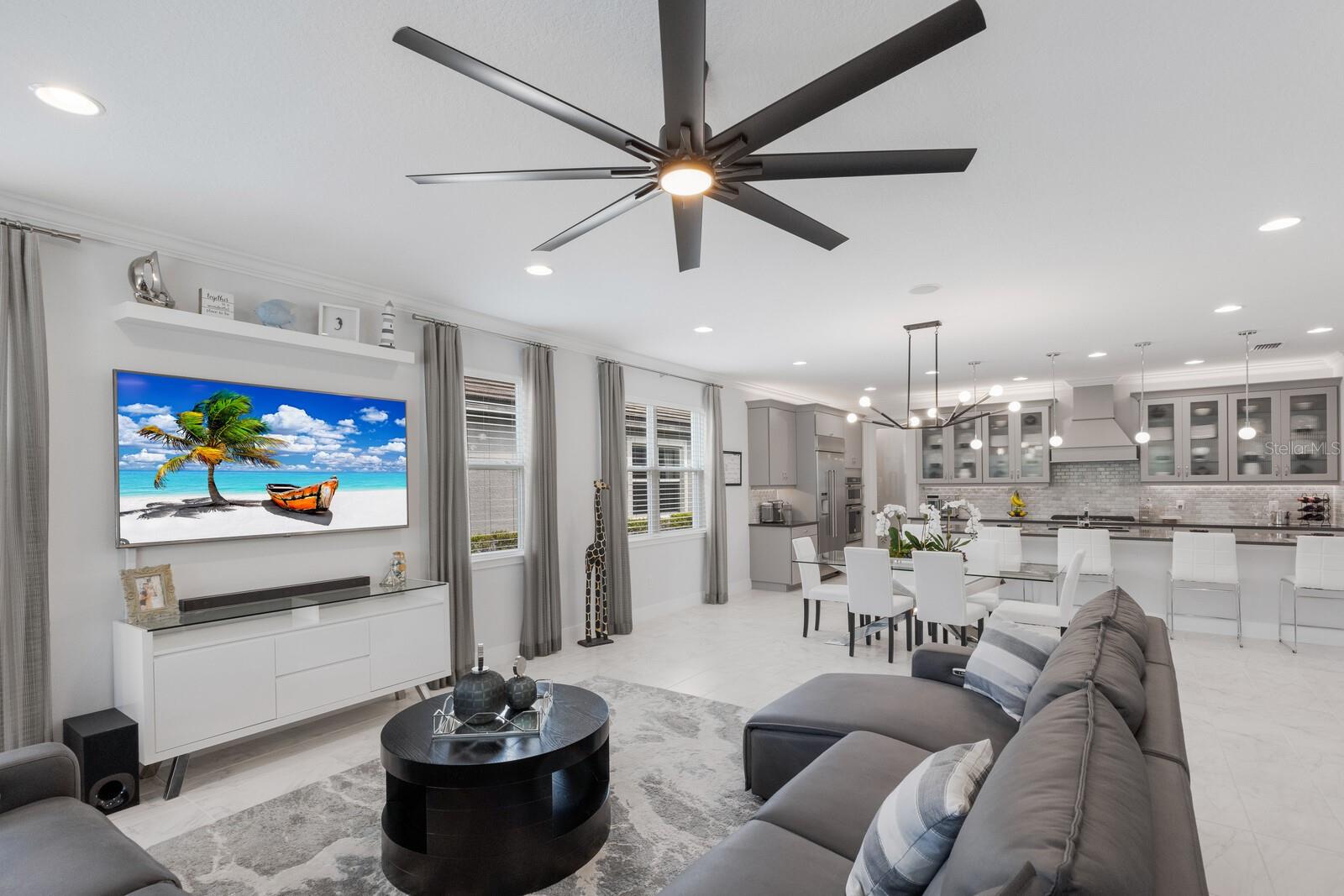 Image 16 of 100 For 5557 Long Shore Loop