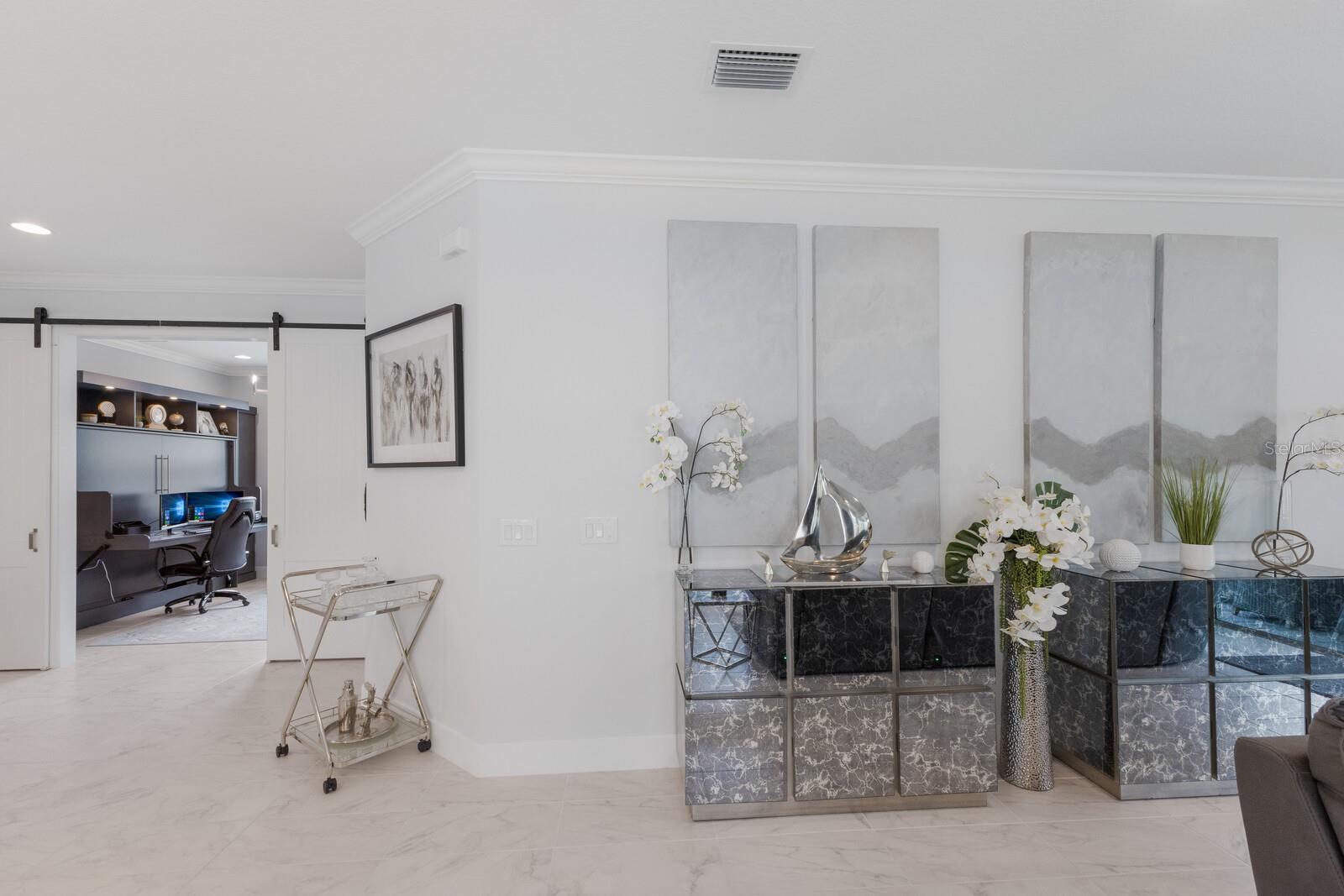 Image 34 of 100 For 5557 Long Shore Loop