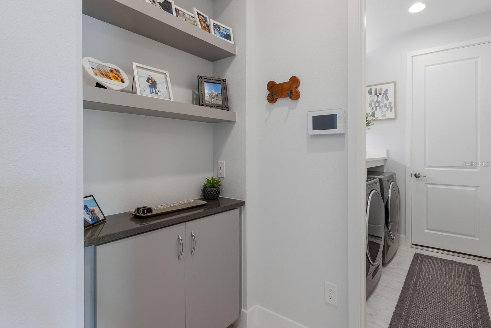 Image 43 of 100 For 5557 Long Shore Loop