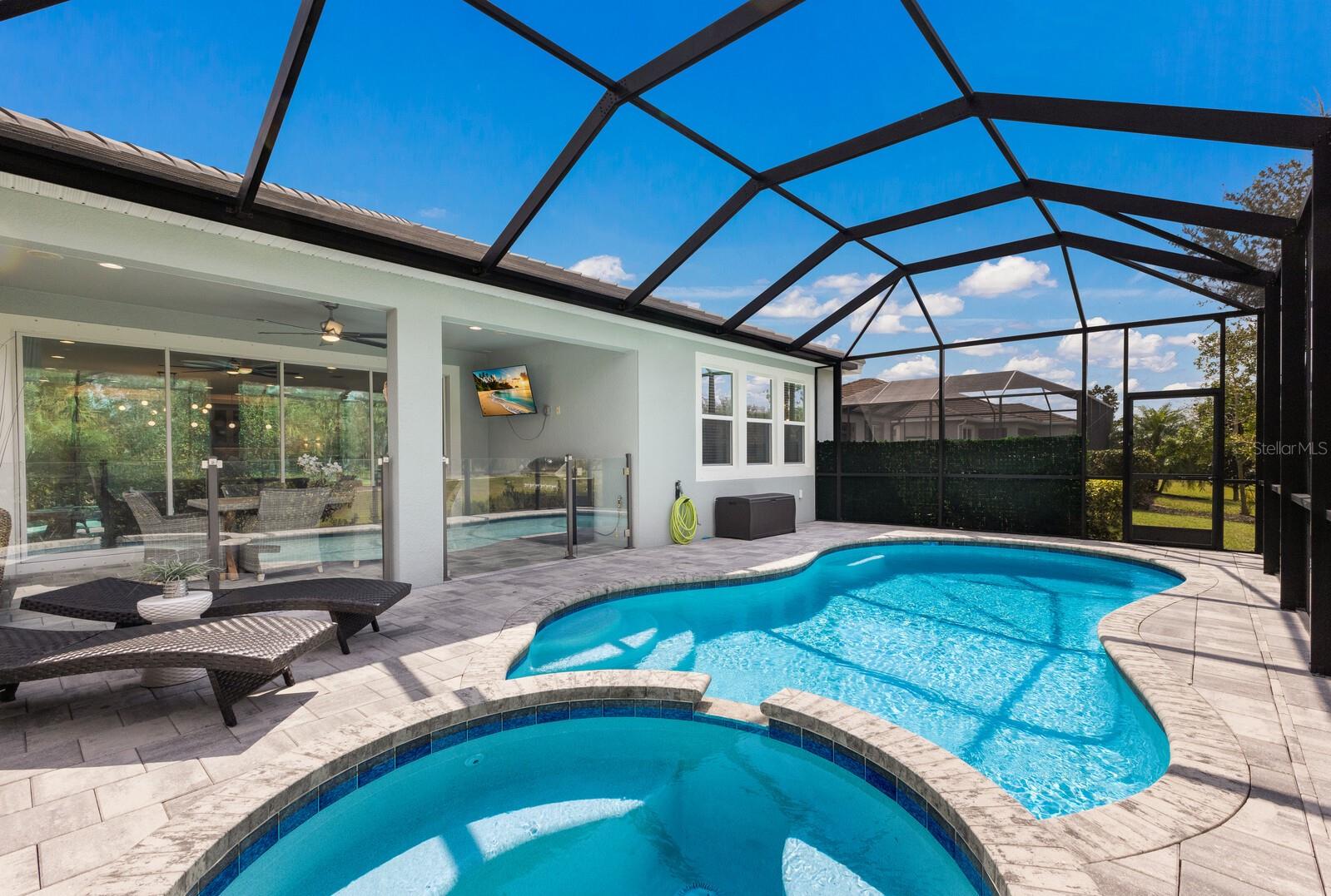 Image 49 of 100 For 5557 Long Shore Loop