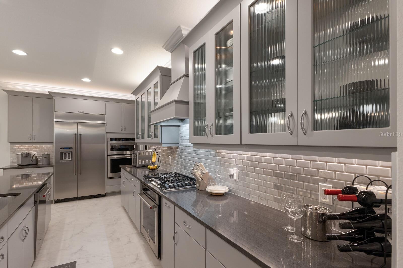 Image 59 of 100 For 5557 Long Shore Loop