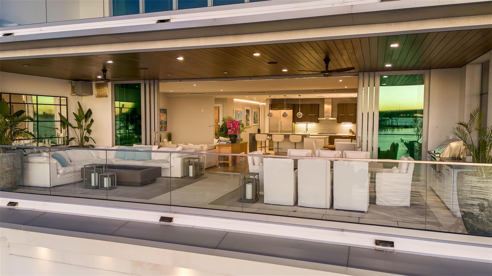 Image 46 of 70 For 188 Golden Gate Point 101