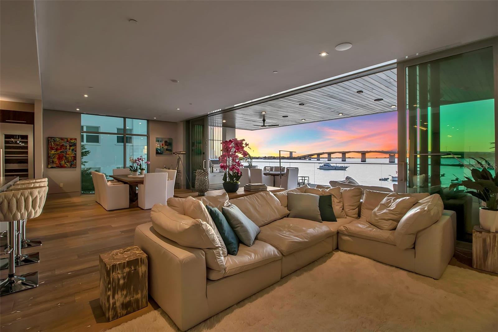 Image 49 of 70 For 188 Golden Gate Point 101