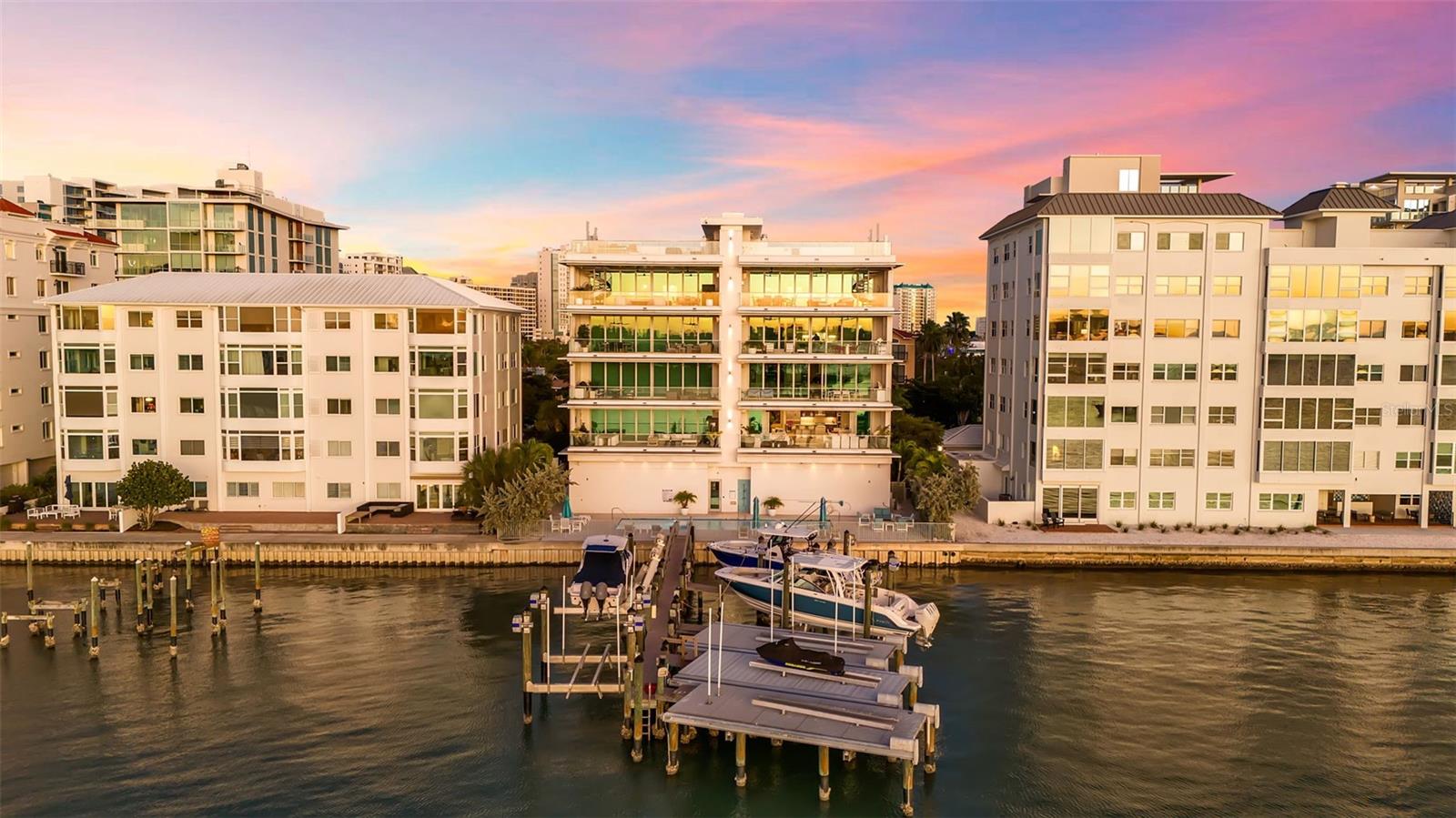 Image 55 of 70 For 188 Golden Gate Point 101