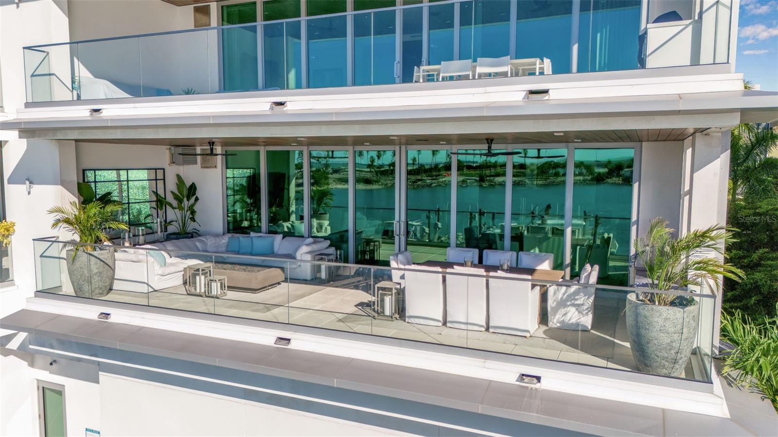 Image 57 of 70 For 188 Golden Gate Point 101