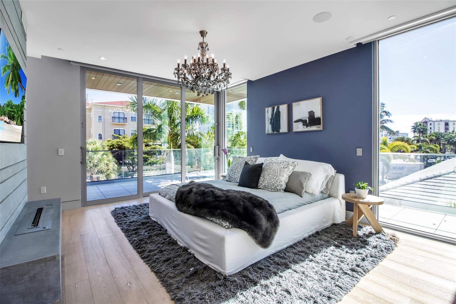 Image 8 of 70 For 188 Golden Gate Point 101