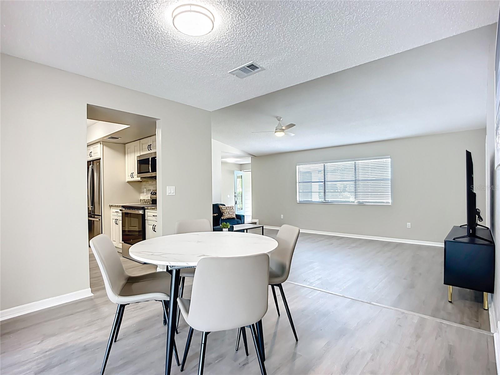 Image 18 of 78 For 4779 Maid Marian Lane Lane