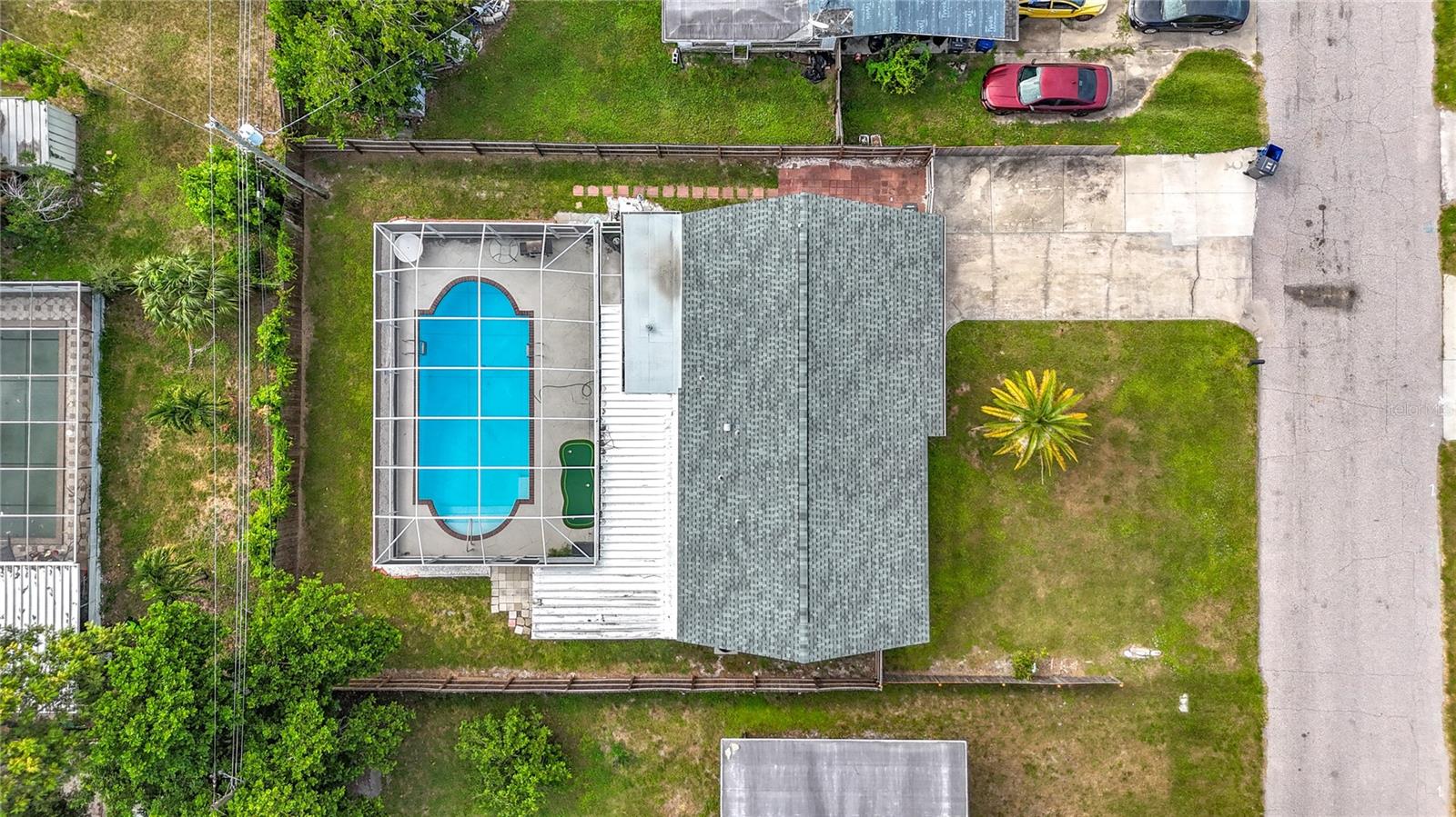 Listing photo id 28 for 5703 18 Street W