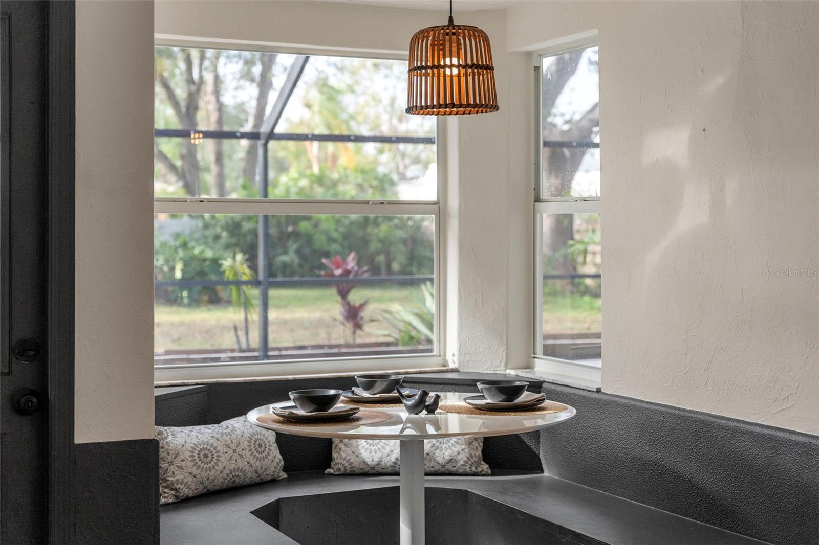 Image 15 of 62 For 1868 Riviera Circle