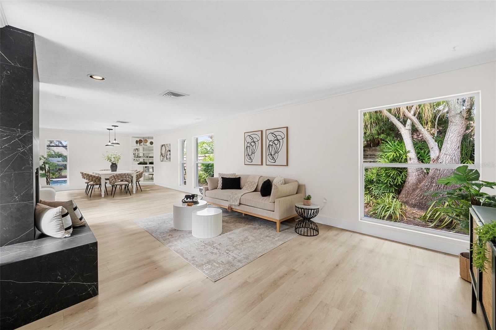 Image 25 of 62 For 1868 Riviera Circle