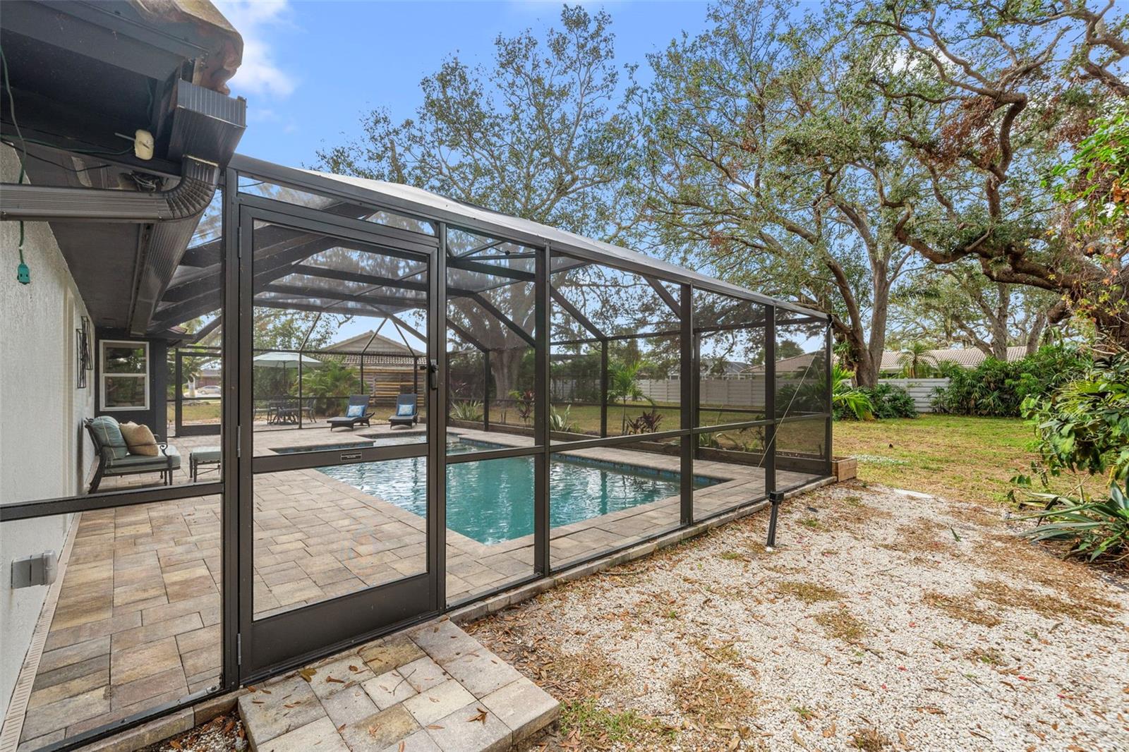 Image 47 of 62 For 1868 Riviera Circle