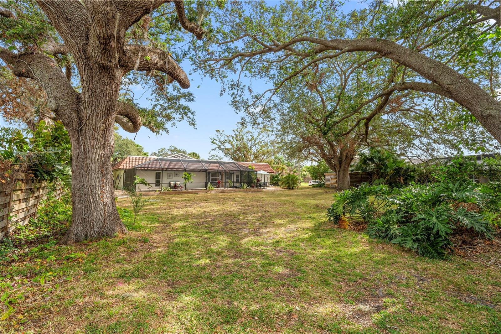 Image 52 of 62 For 1868 Riviera Circle