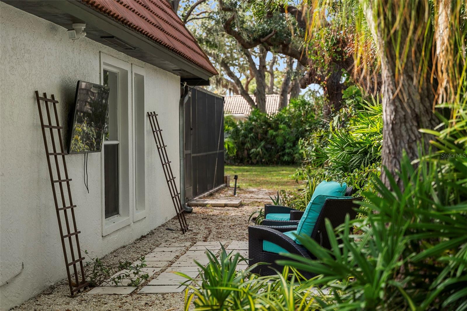 Image 57 of 62 For 1868 Riviera Circle