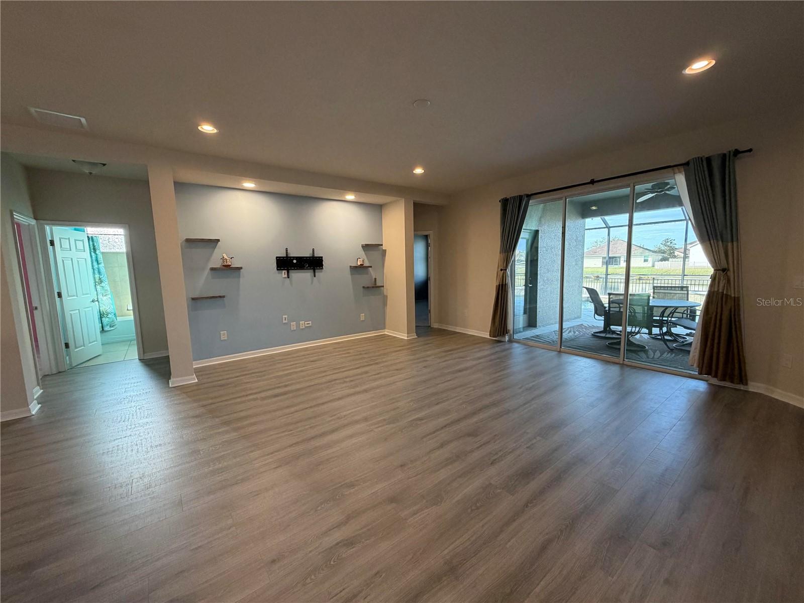 Image 11 of 31 For 11342 77th Street E