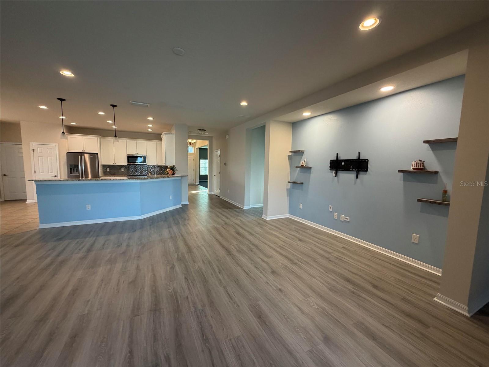 Image 12 of 31 For 11342 77th Street E