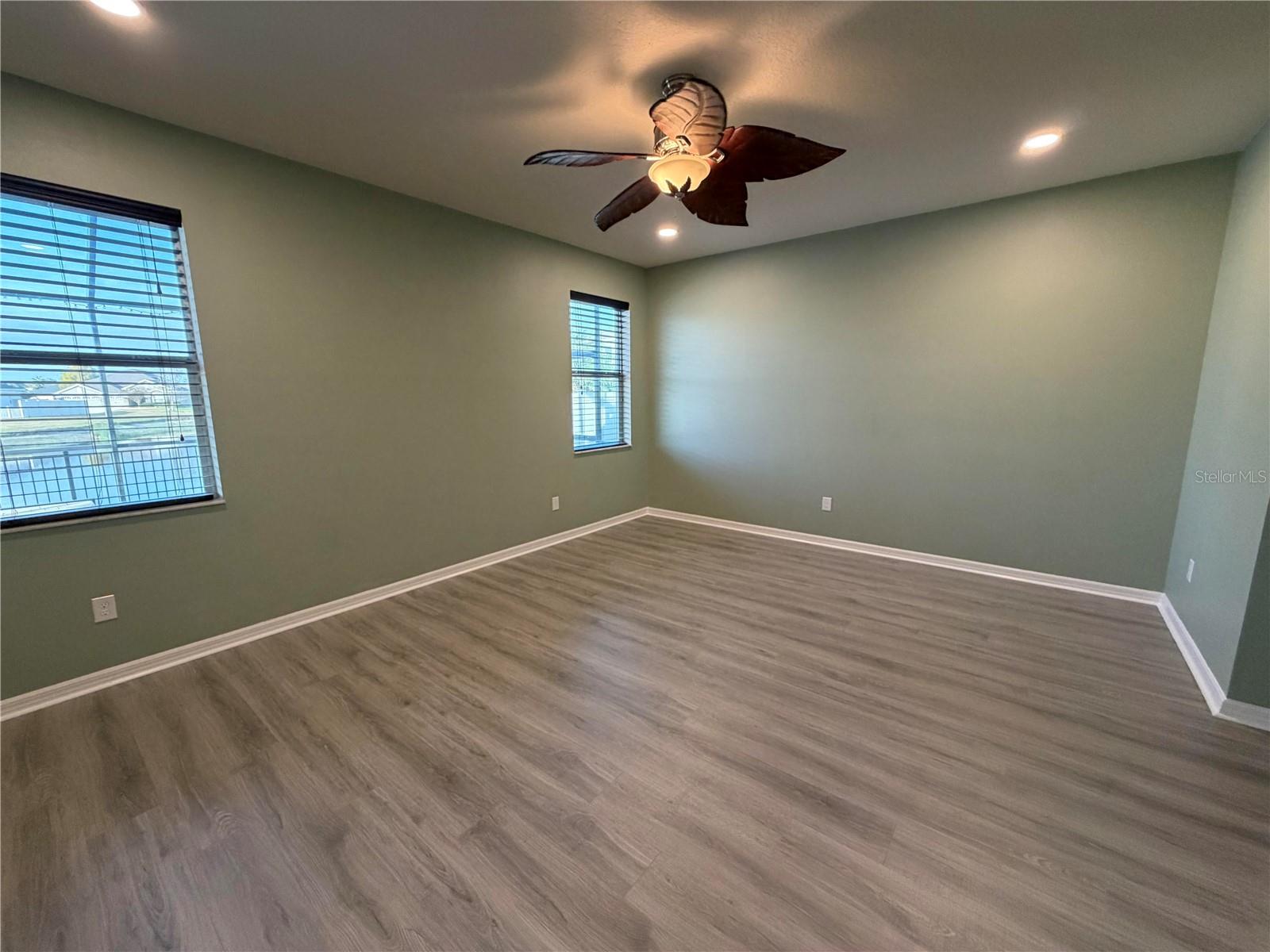 Image 15 of 31 For 11342 77th Street E