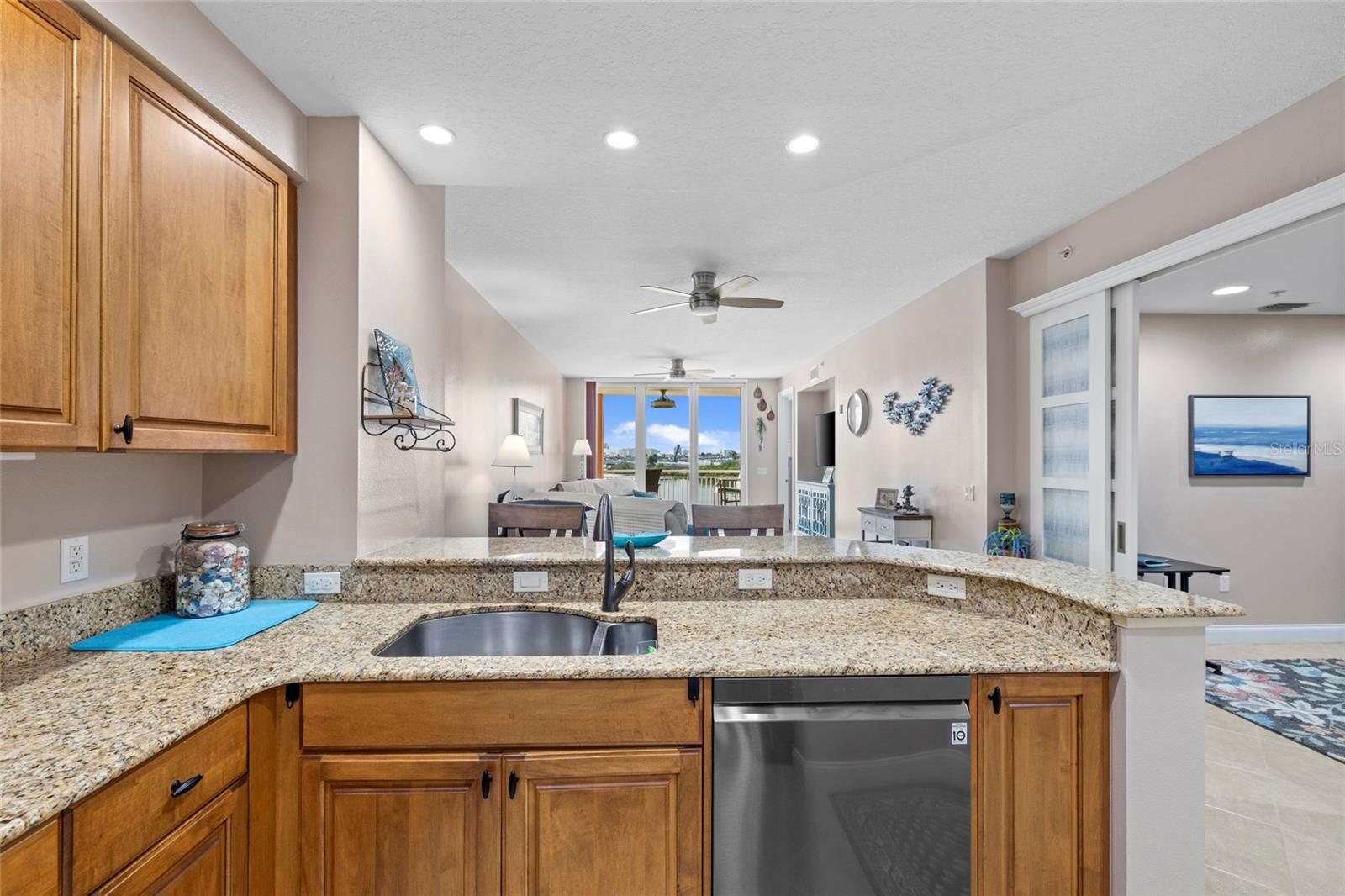 Image 8 of 43 For 615 Riviera Dunes Way 204