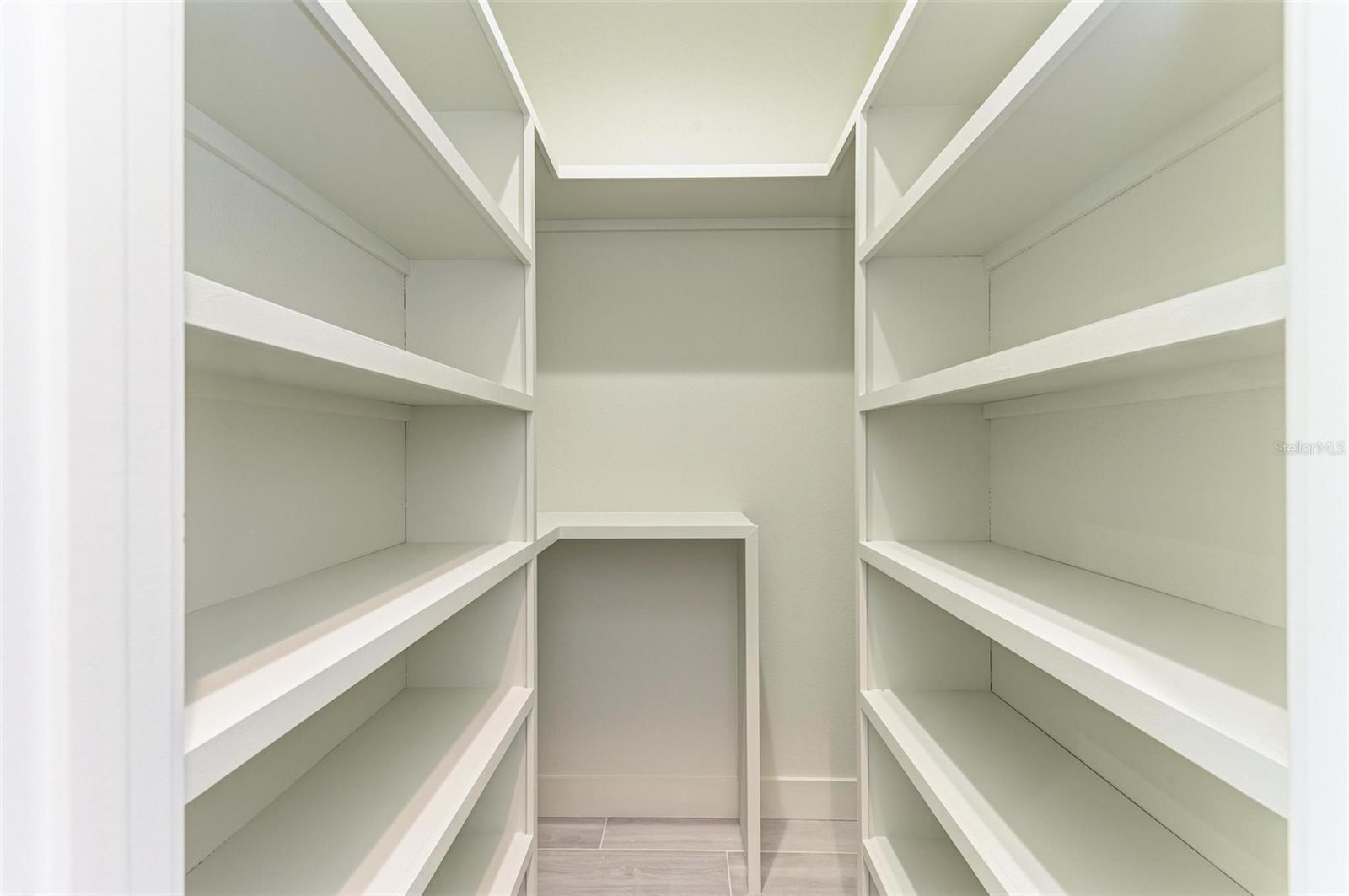 Image 42 of 66 For 3260 Abbotsford Street