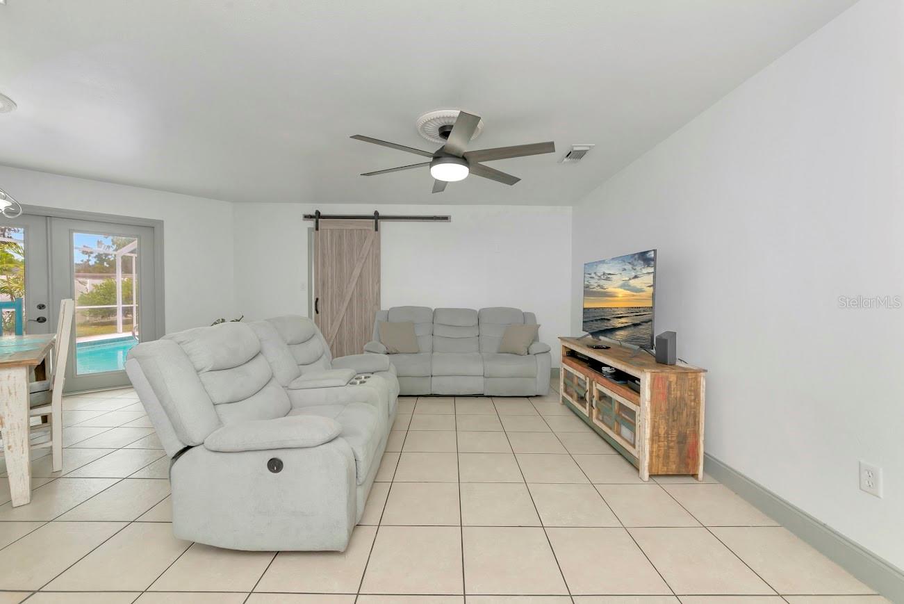 Image 14 of 43 For 3281 Dante Drive