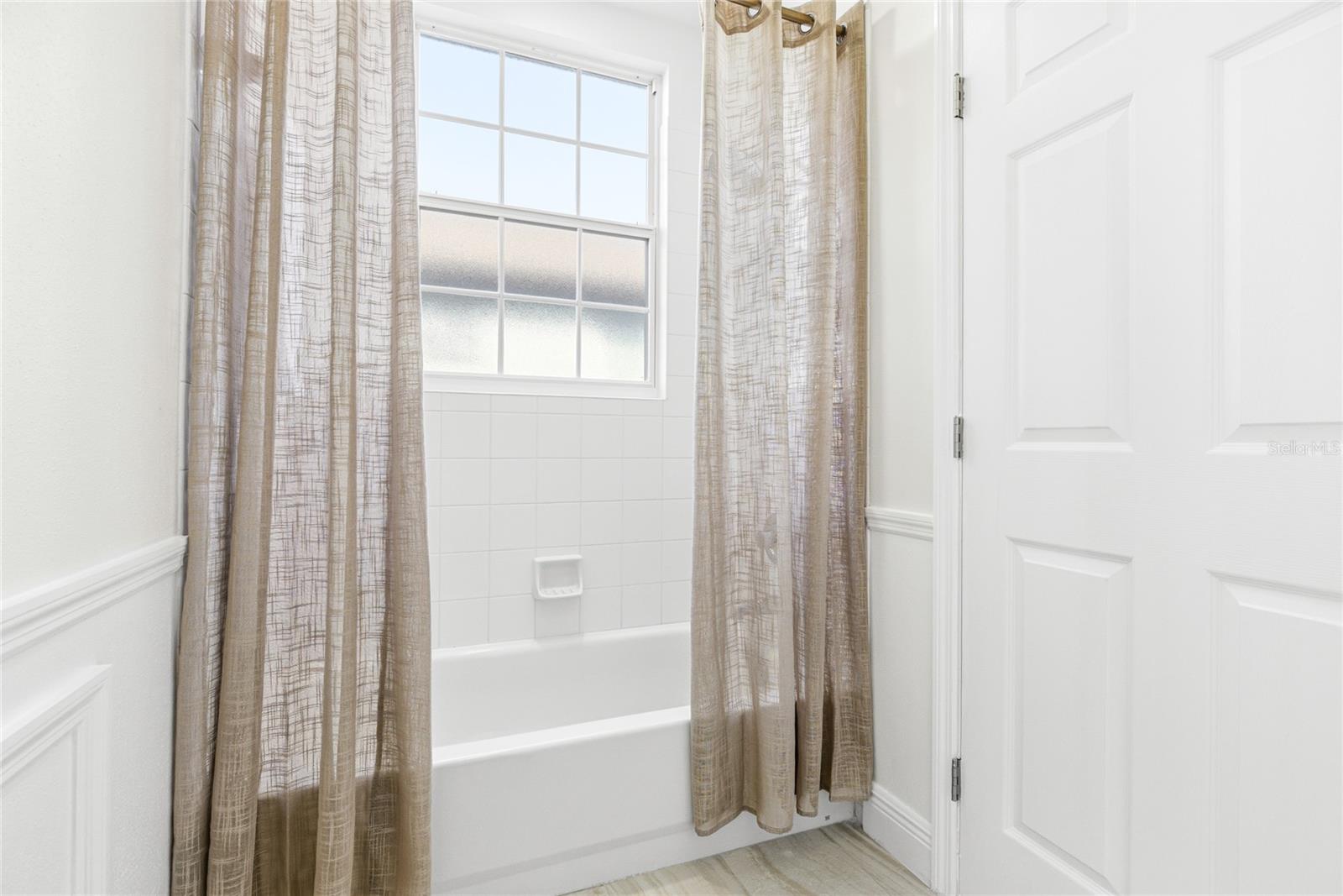 Image 25 of 54 For 9226 13th Avenue Circle Nw