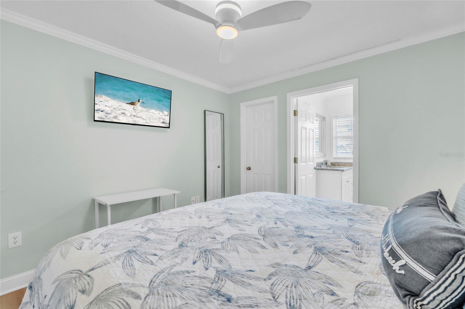 Image 19 of 39 For 517 42nd Street