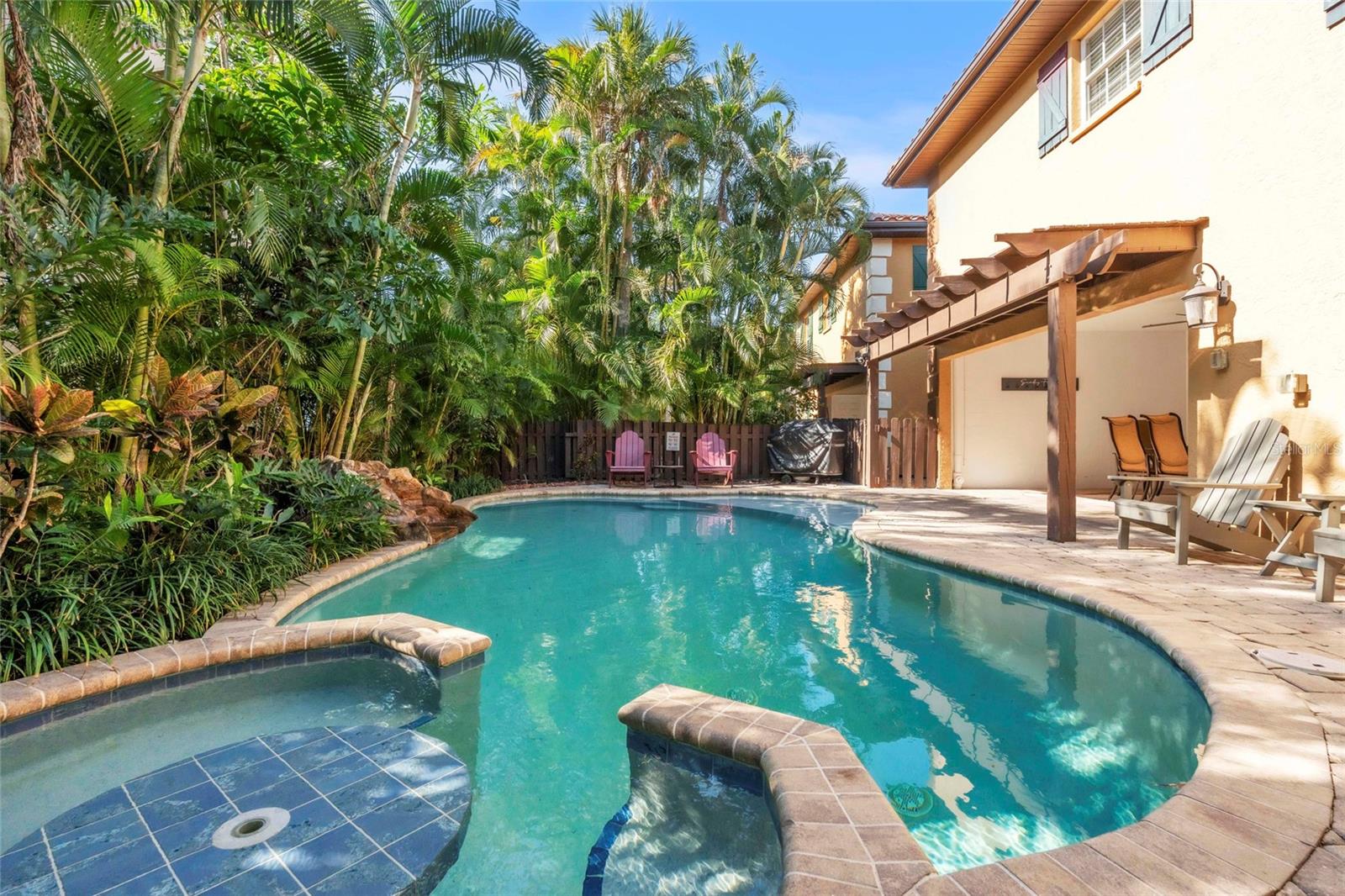 Image 30 of 39 For 517 42nd Street