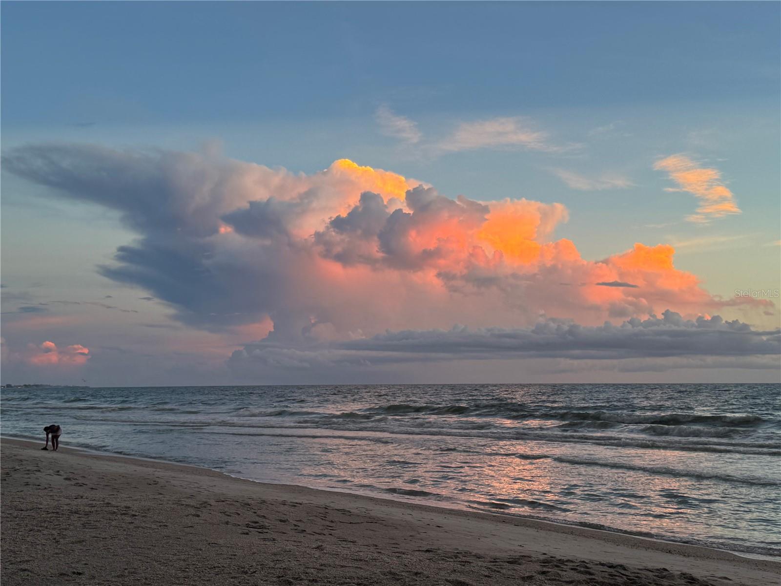 Image 38 of 39 For 517 42nd Street