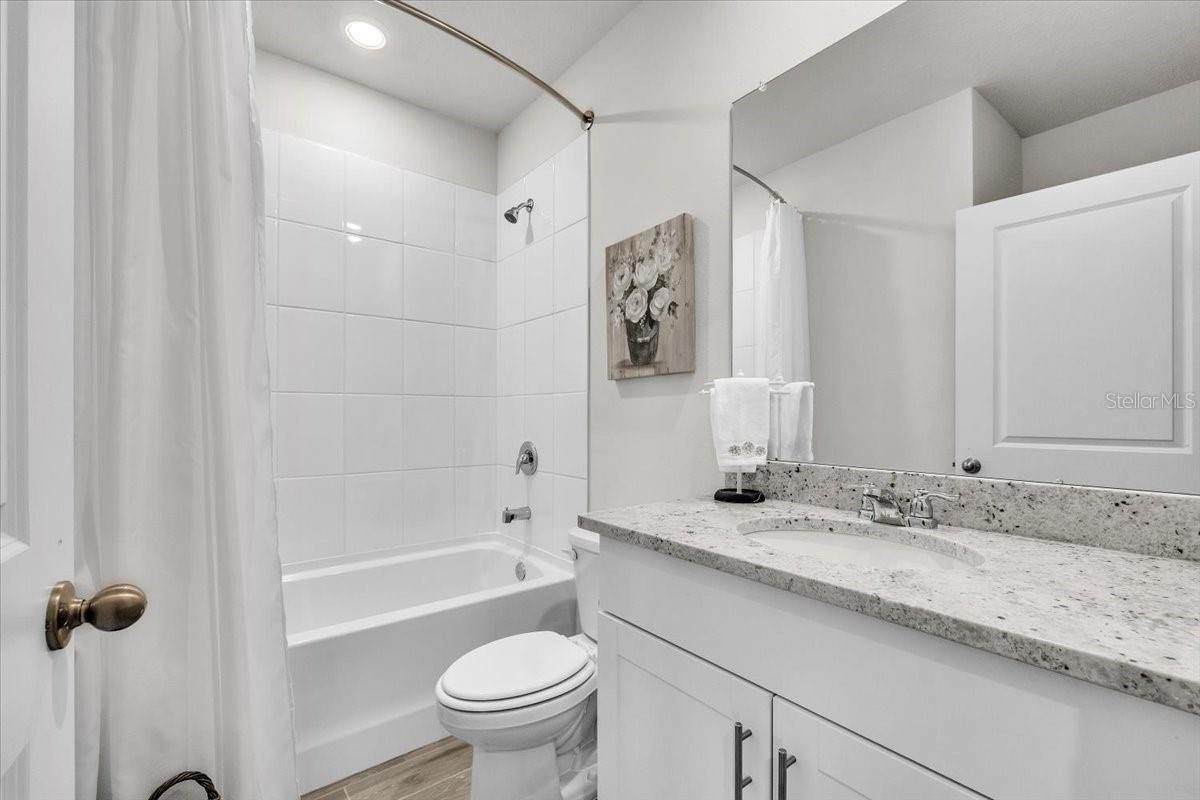 Image 35 of 58 For 7119 Amelia River Drive