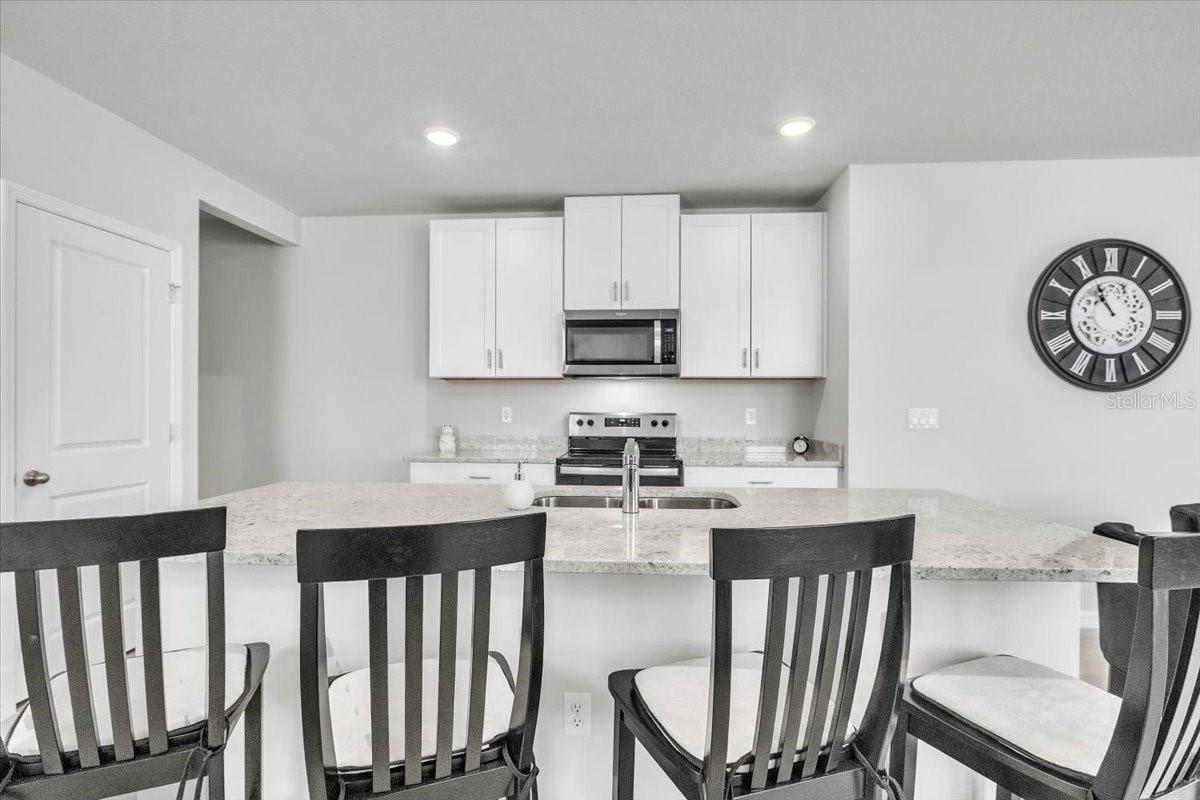 Image 7 of 58 For 7119 Amelia River Drive