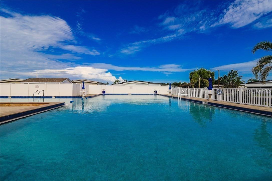 Image 11 of 17 For 5316 53rd Avenue E Q123