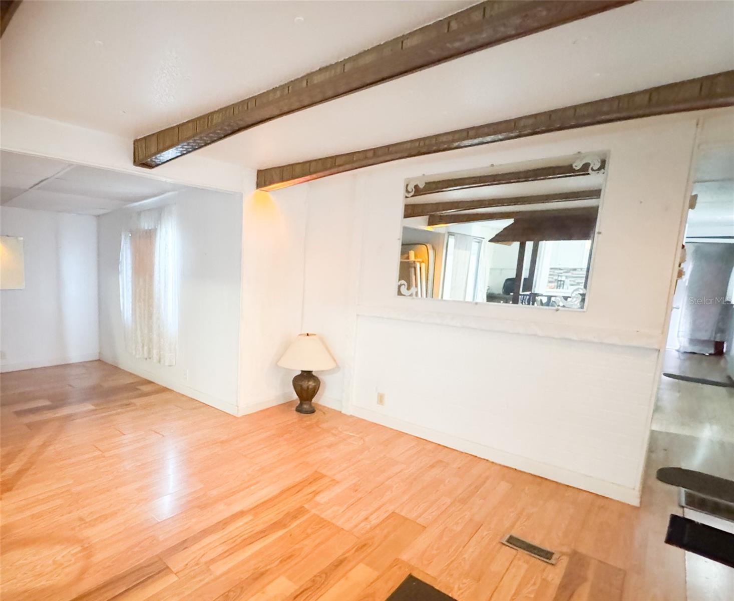 Image 7 of 17 For 5316 53rd Avenue E Q123