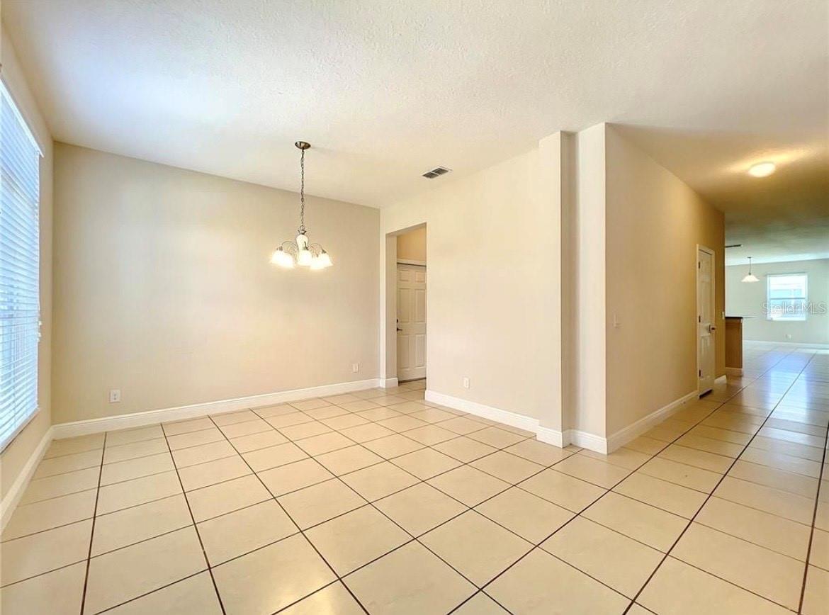 Image 10 of 21 For 14517 Black Lake Preserve Street