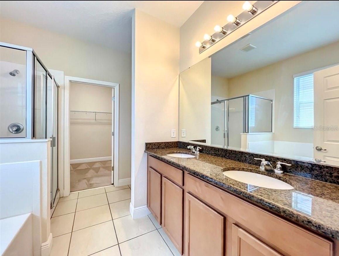 Image 14 of 21 For 14517 Black Lake Preserve Street