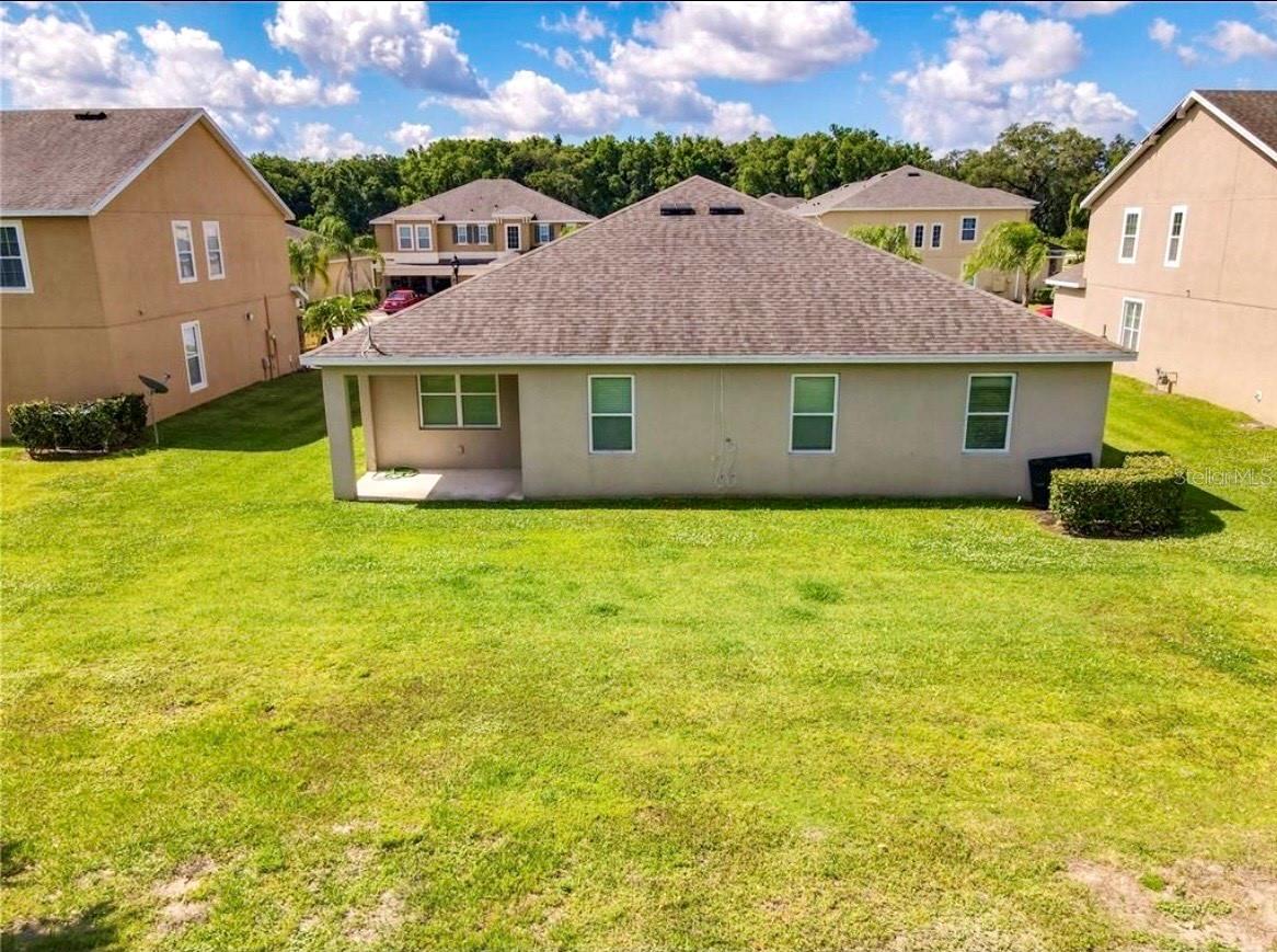 Image 18 of 21 For 14517 Black Lake Preserve Street