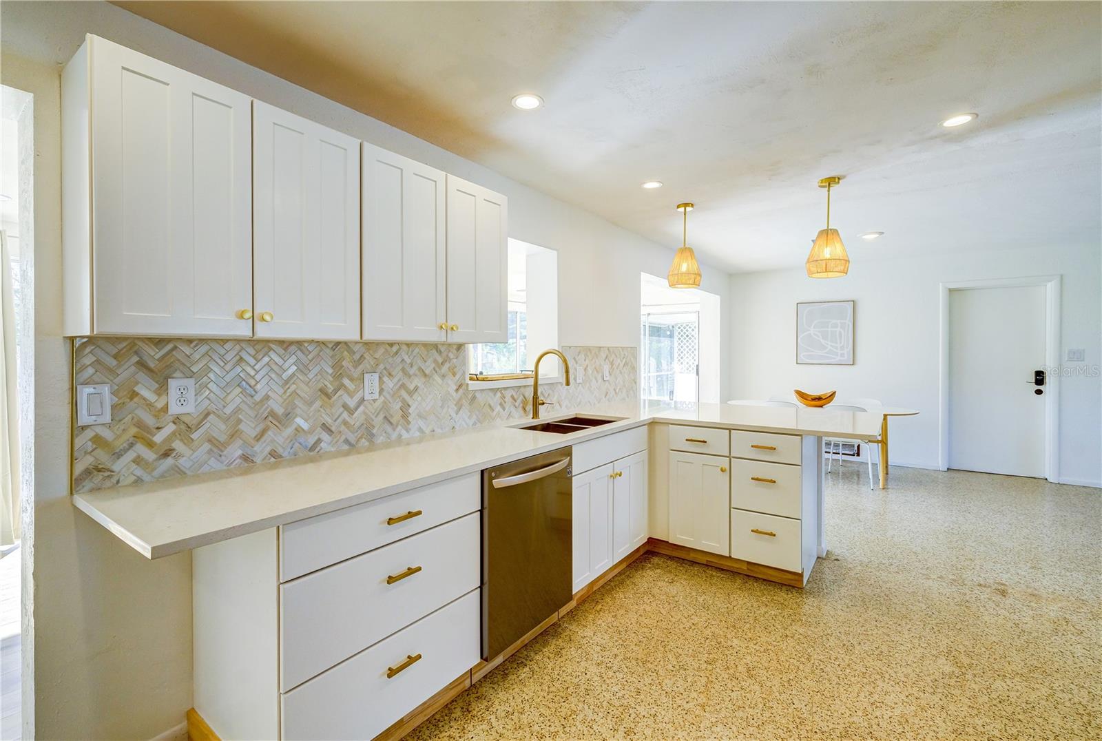 Image 12 of 40 For 3024 Rose Street