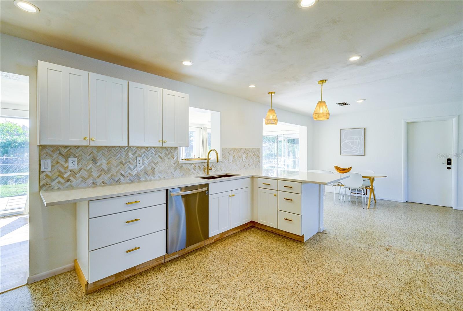 Image 13 of 40 For 3024 Rose Street