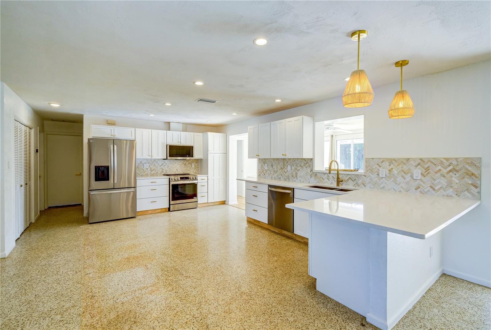 Image 14 of 40 For 3024 Rose Street