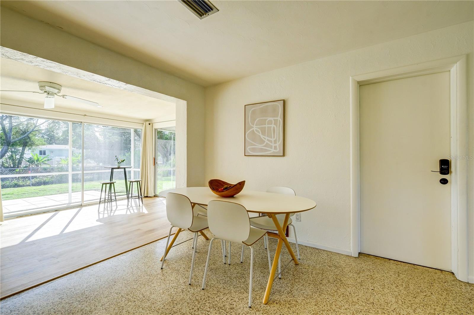 Image 15 of 40 For 3024 Rose Street